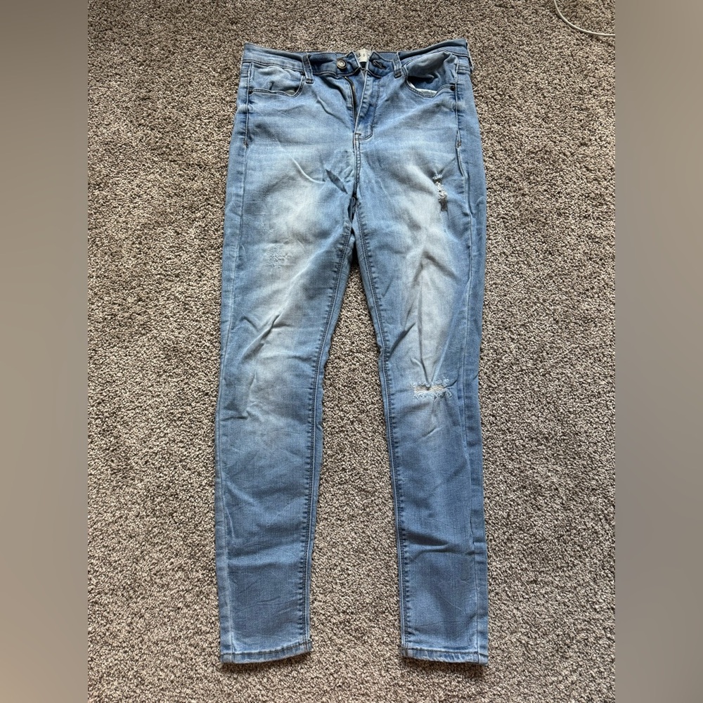 Women's Light Blue Jeans